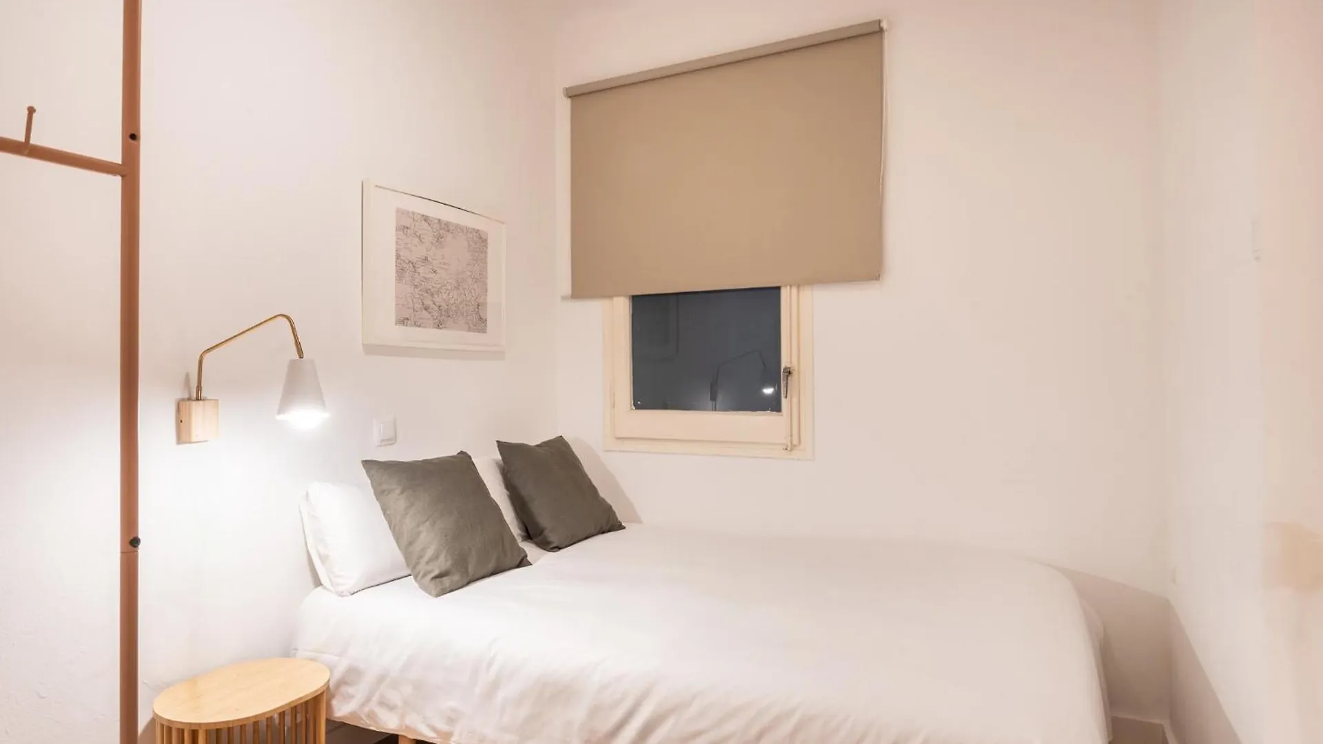 Comfortable Apt For Groups Next To Sagrada Familia Barcelona